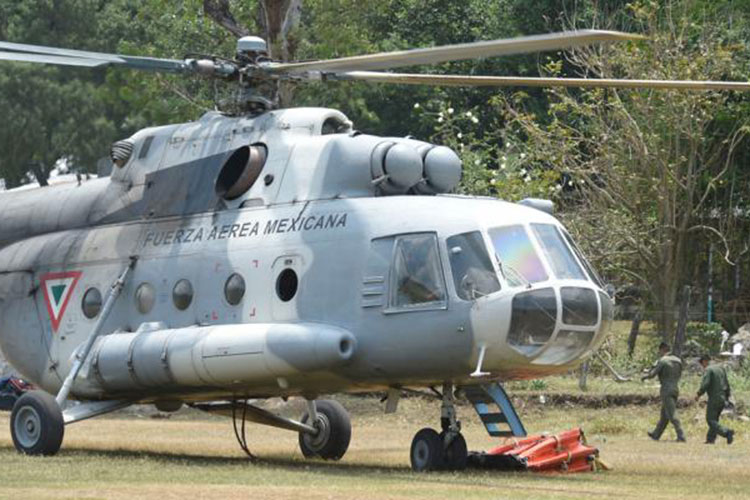 Semar localiza cuerpos de marinos que viajaban en helicóptero que cayó en Querétaro