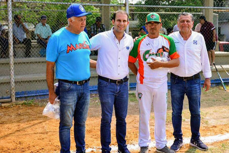 Deportistas Tampiqueños Brindan su Respaldo a Mon Marón 