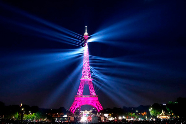 Sin cigarro en algunos parques y jardines de París