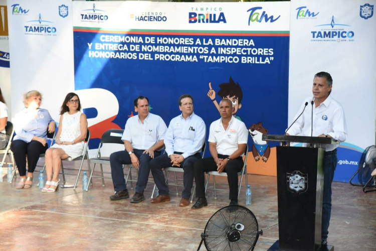 Anuncian Sanciones a quien Arrojen Basura en la Vía Pública