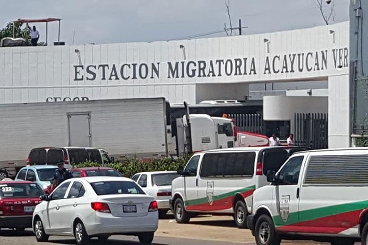 Acción legal en caso de migrantes rescatados en Veracruz: Ebrard