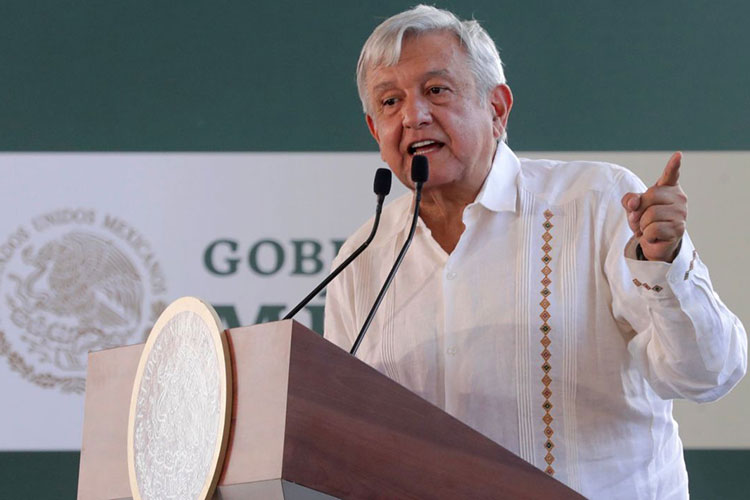 AMLO pide a Slim no cerrar mina de San Francisco del Oro