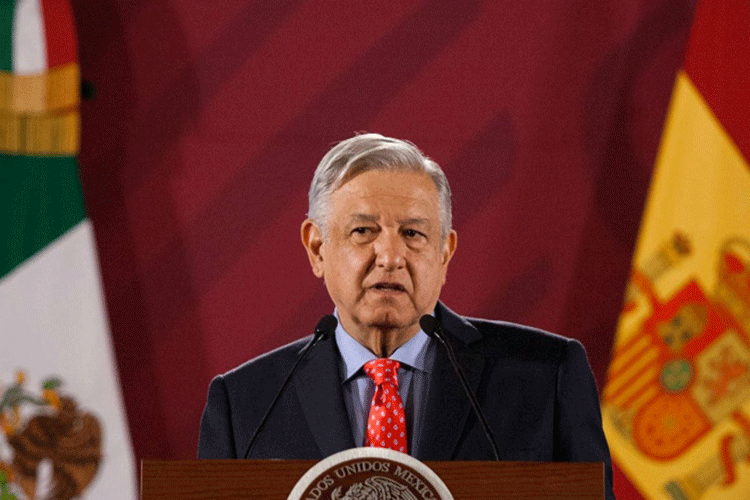 López Obrador hace público ‘memo’ contra influyentismo