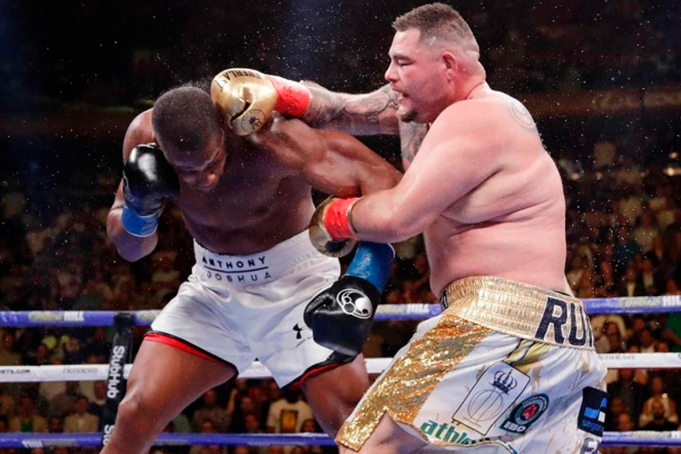 Andy Ruiz daría revancha a Joshua en México