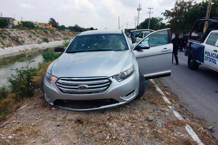 Muere enfrentamiento contra policías; Un elemento herido