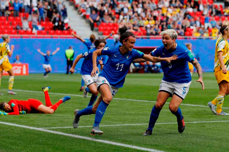 Italia remonta y supera a Australia en el Mundial Femenil