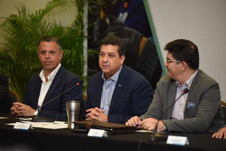 Rescatan a 200 migrantes en Ozuluama, Veracruz