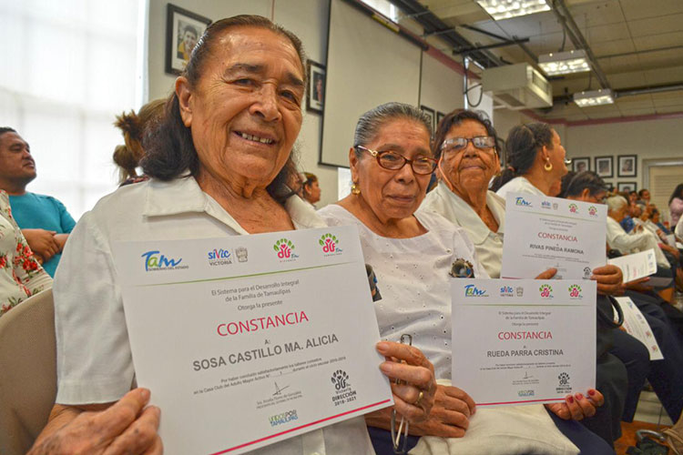 Cierran ciclo lectivo 2018 -2019 en las Casas Club del Adulto Mayor Activo