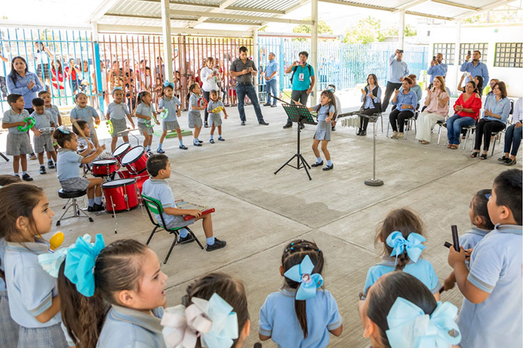 Gobierno del Estado y DIF Tamaulipas recompensan al Jardín de niños “Horacio Terán” y a los menores