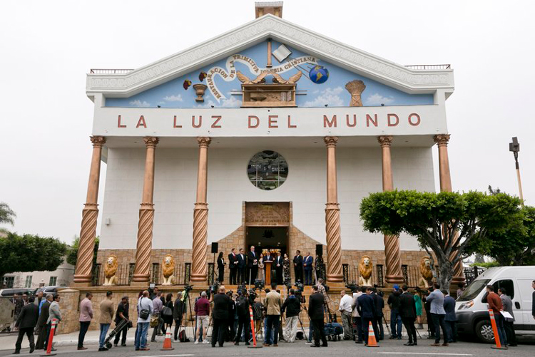 Aplazan acusación formal del líder de La Luz del Mundo
