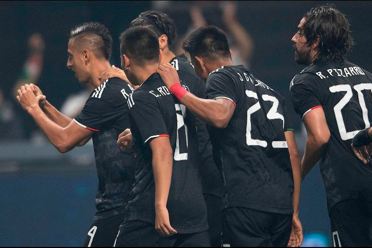 México remonta y vence a Venezuela rumbo a Copa Oro