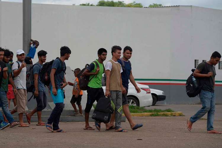 Llega nueva caravana de migrantes a frontera sur de México