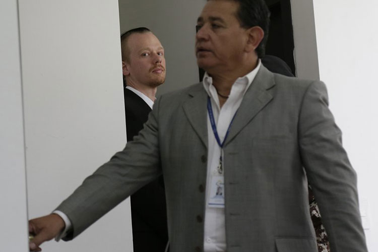 EEUU interrogará en Ecuador a allegado de Assange