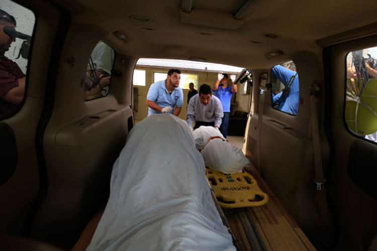 Entregan los cuerpos de Óscar y Valeria para su repatriación
