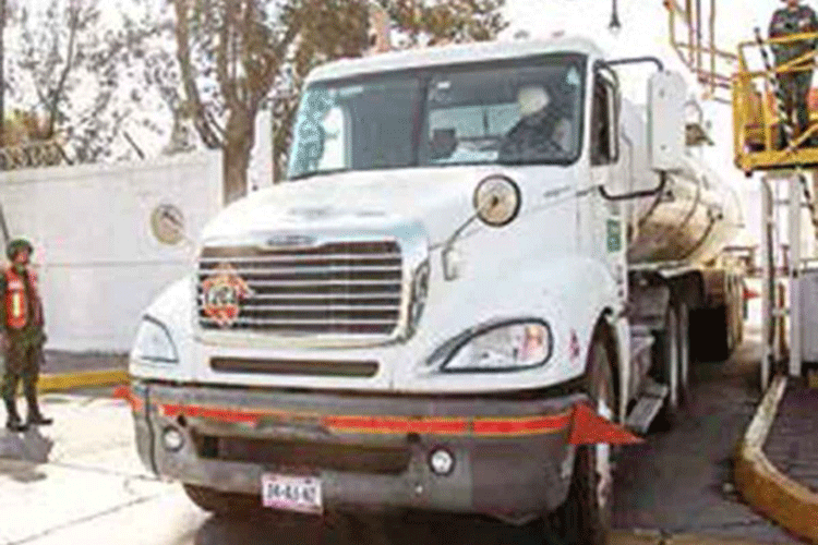 Aumentan 7.1% tomas clandestinas; Hidalgo sigue liderando la lista