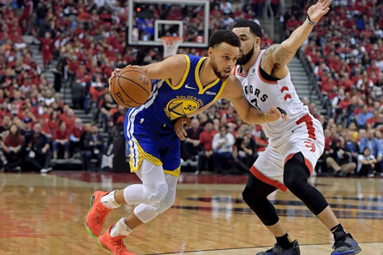 Warriors empatan la serie final ante Raptors