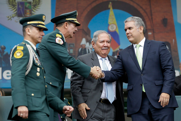 Colombia: Duque respalda ascenso de su cúpula militar
