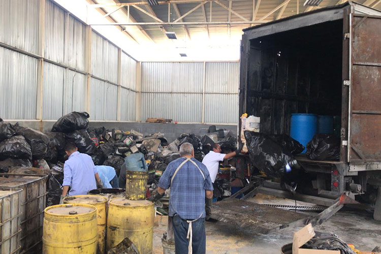 Retiran del Centro de Acopio 39 mil litros de desechos peligrosos