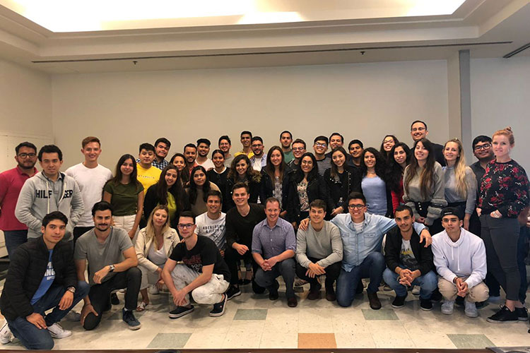 Realiza proyecto en Berkeley alumna de la FCAT-UAT