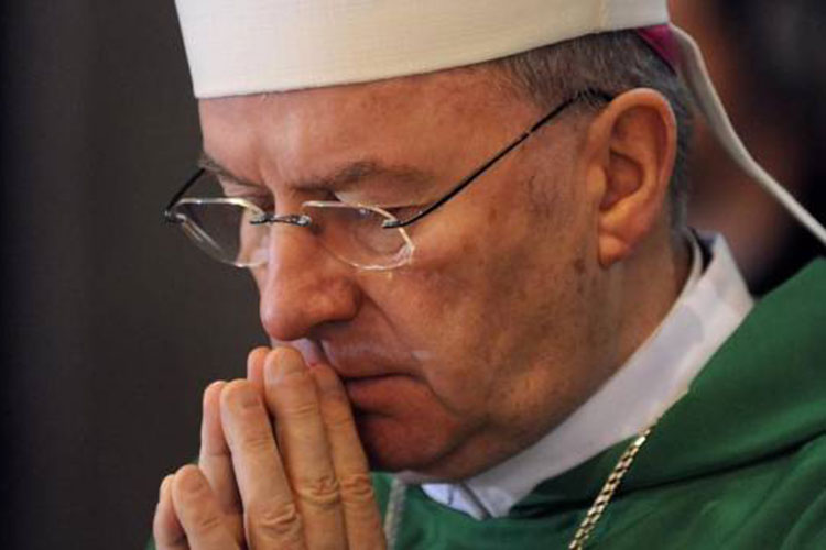 Vaticano retira inmunidad diplomática a arzobispo acusado