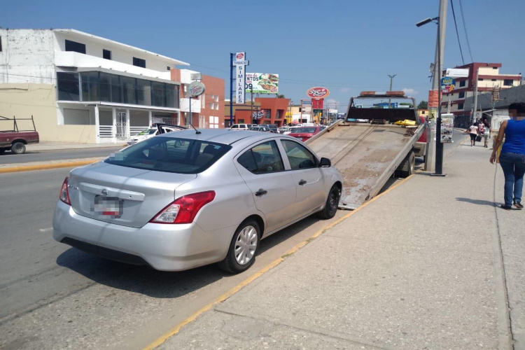 Recuperan vehículo robado en Altamira