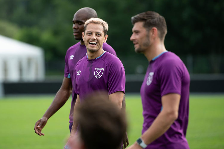 “Chicharito” nuevo “9” del West Ham United