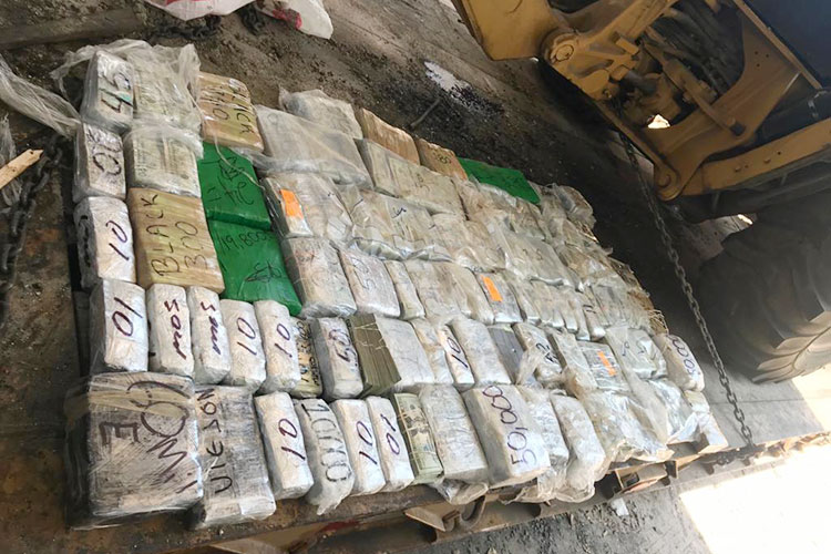 Decomisan dólares y pesos en Reynosa