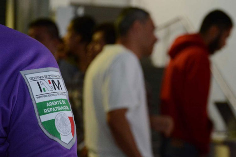 ‘México, listo para defender a migrantes de deportaciones’