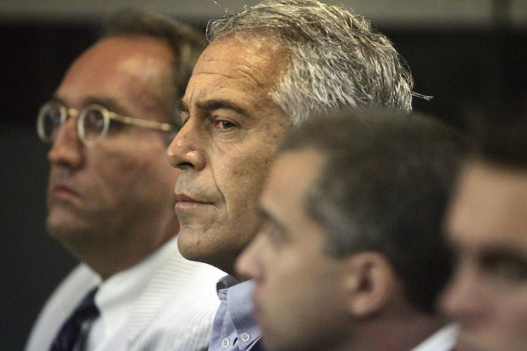 Jeffrey Epstein enfrenta cargos de tráfico sexual