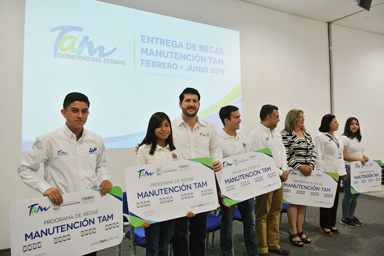 Alumnos UPV beneficiados con Beca ”Manutención Tam”