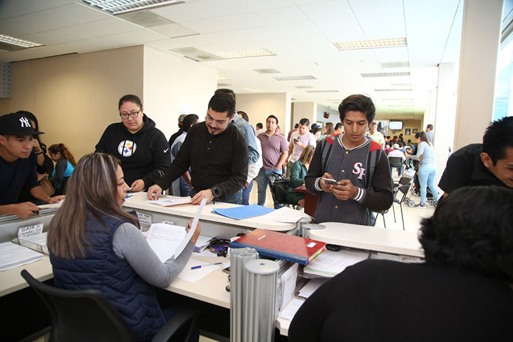 Fija Finanzas horarios para venta de bebidas alcohólicas