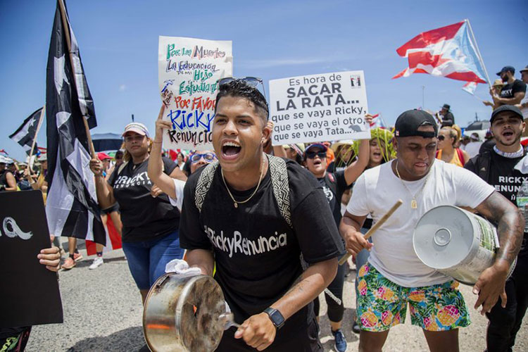 Puertorriqueños temen por el futuro si Rosselló no renuncia