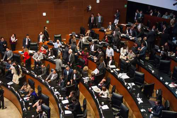 Amplía el Senado a 10 años veto a funcionarios para trabajar en Ia IP
