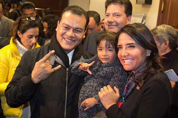Juan Zepeda y Alejandra Barrales anuncian su salida del PRD