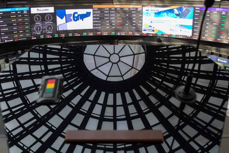 Abre la Bolsa Mexicana con un retroceso de 1.05%