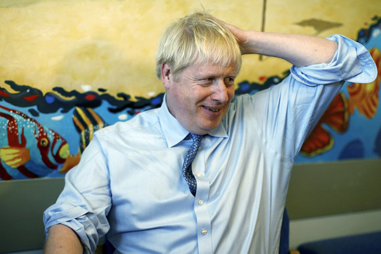 Johnson no convocará al Parlamento para hablar del Brexit