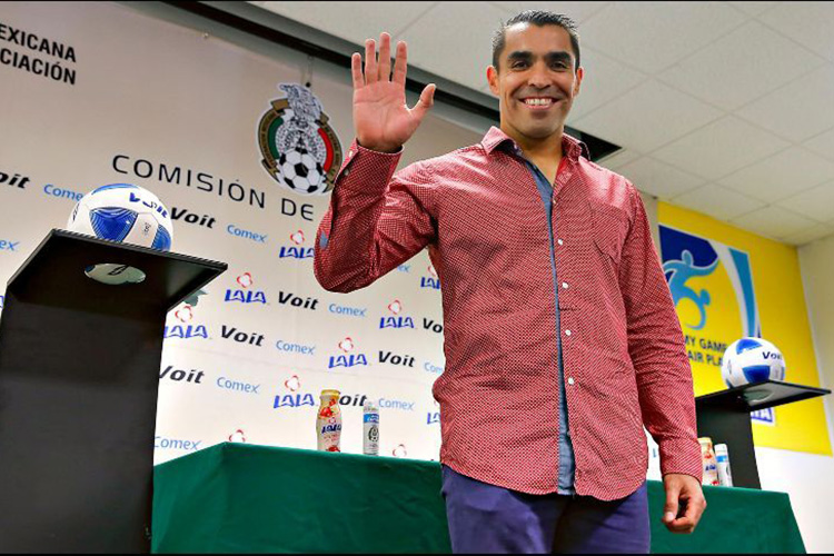 Ex árbitro mexicano será técnico en España