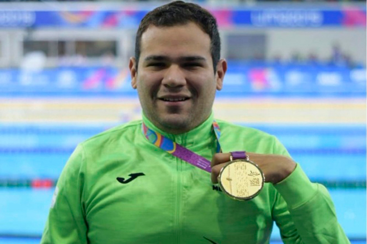 Llueve oro para México en la natación