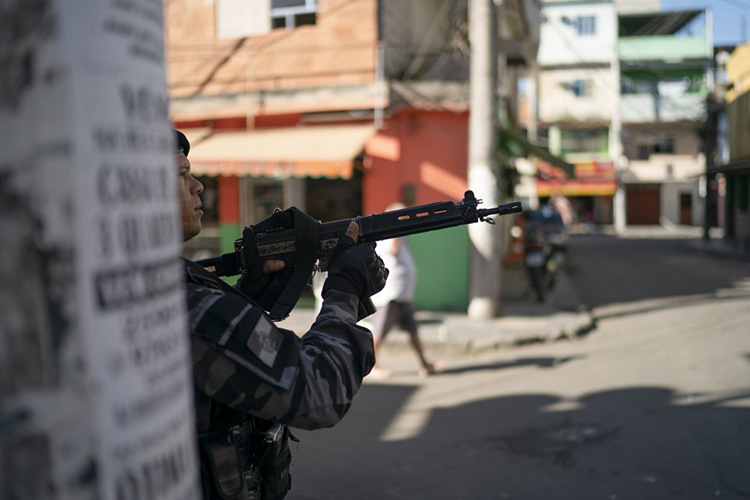 Aumento de la violencia policial divide a Río de Janeiro