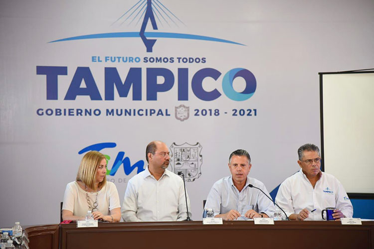 ‘Riegan’ en el campo 12.5 mdp para ganaderos contra sequía