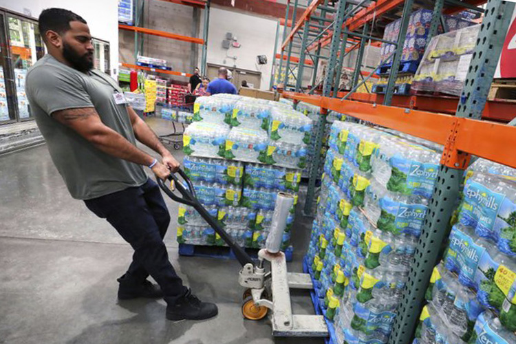 Huracán Dorian amenaza a 10 millones de personas en Florida