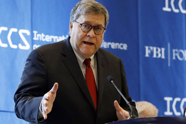 Impugnan intento de Barr de cambiar normas de inmigración