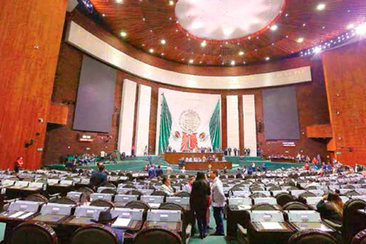 Diputados y Senadores omiten la austeridad; piden más para el próximo año