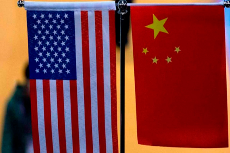 China y EU acuerdan reanudar negociaciones comerciales en octubre