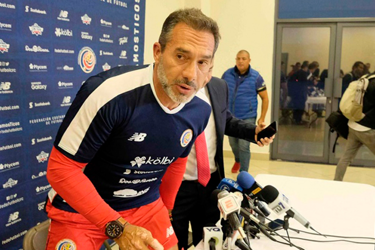 Costa Rica le acelera la salida a Matosas