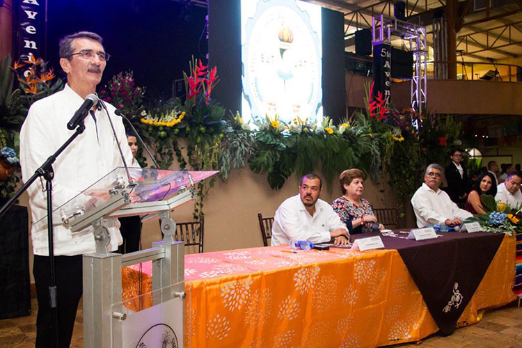 Preside Rector festejos del 46 aniversario del SUTUAT