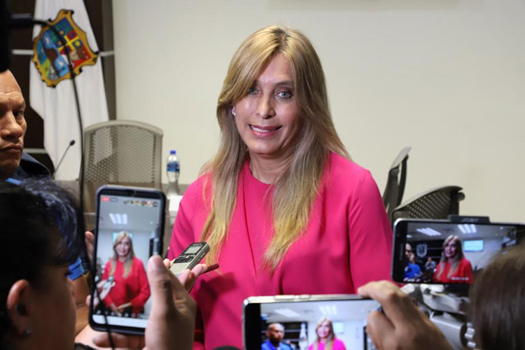 Necesario contribuir todos al desarrollo de México