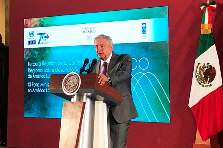 ‘Austeridad y lucha a corrupción impulsan desarrollo’