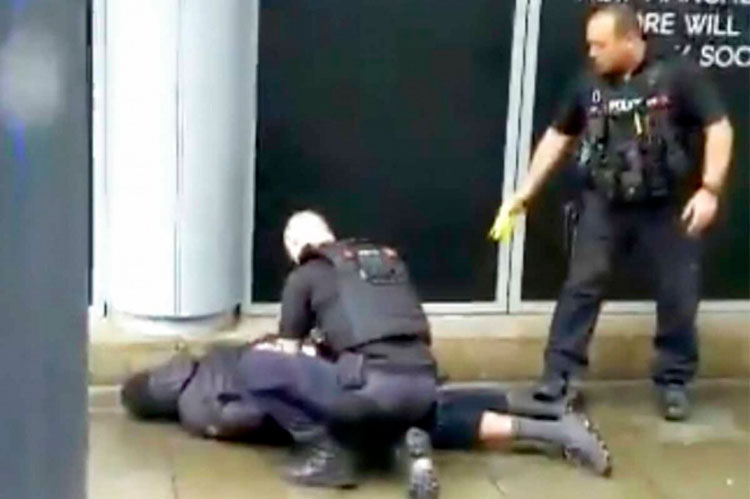 Hombre acuchilla a cinco personas en Reino Unido