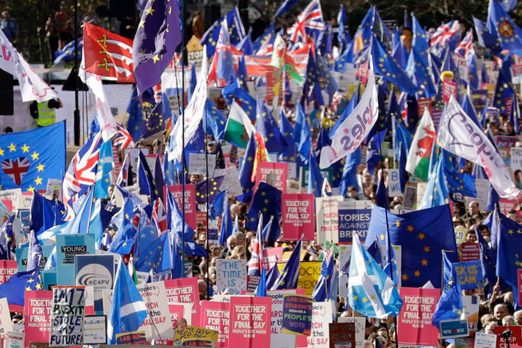 Legisladores británicos votan sobre Brexit